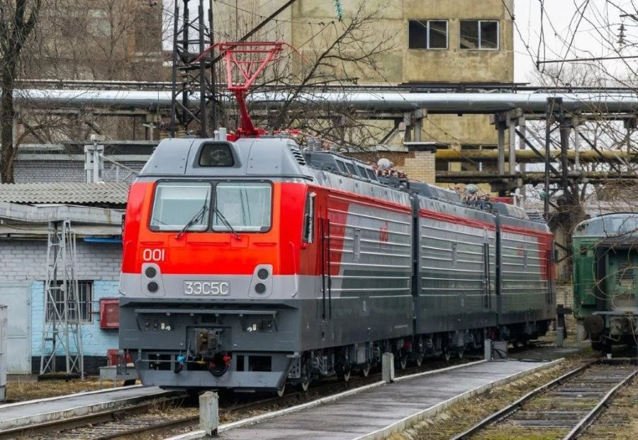 AC Freight Locomotive with Asynchronous Traction Drive 3ЭС5С