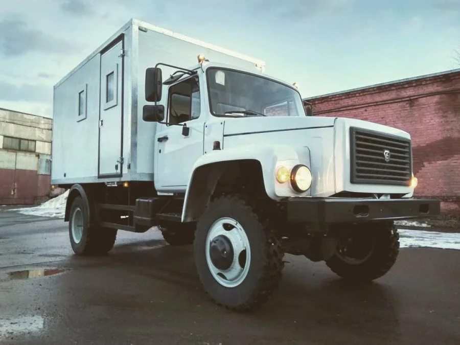 Diesel Truck with type 47120 Engine, Model 47120E on GAZ Chassis 3308, Modification 33086