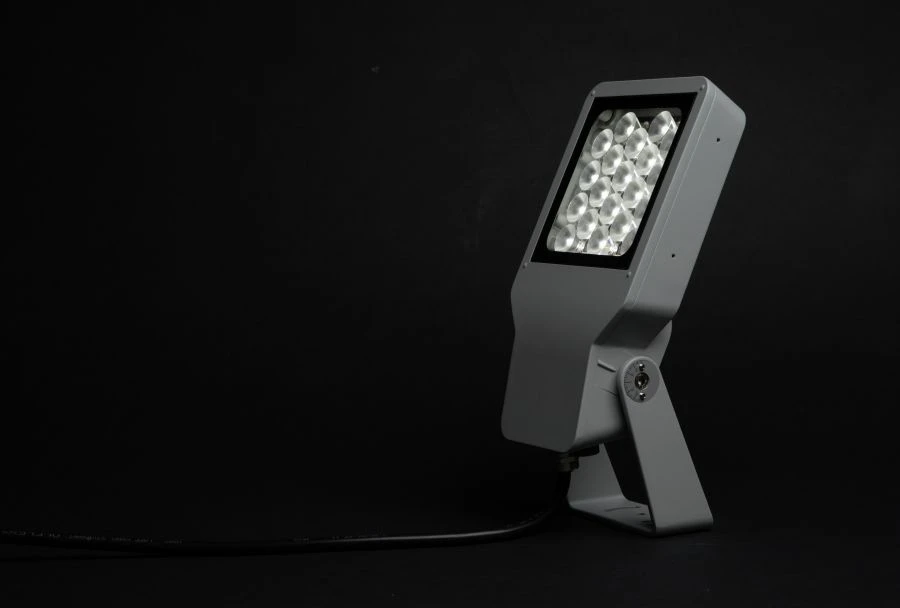 كشاف LED معماري RAY 20.Wh