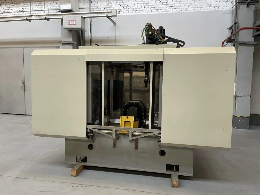 مركز المعالجة CNC للدقة العالية - VFC 1000