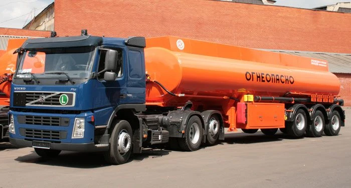 مقطورة خزان للمنتجات النفطية الخفيفة BCM-180 (سعة 28 م³)