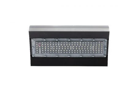 LED Fixture Magistral 95 for Harsh Environments