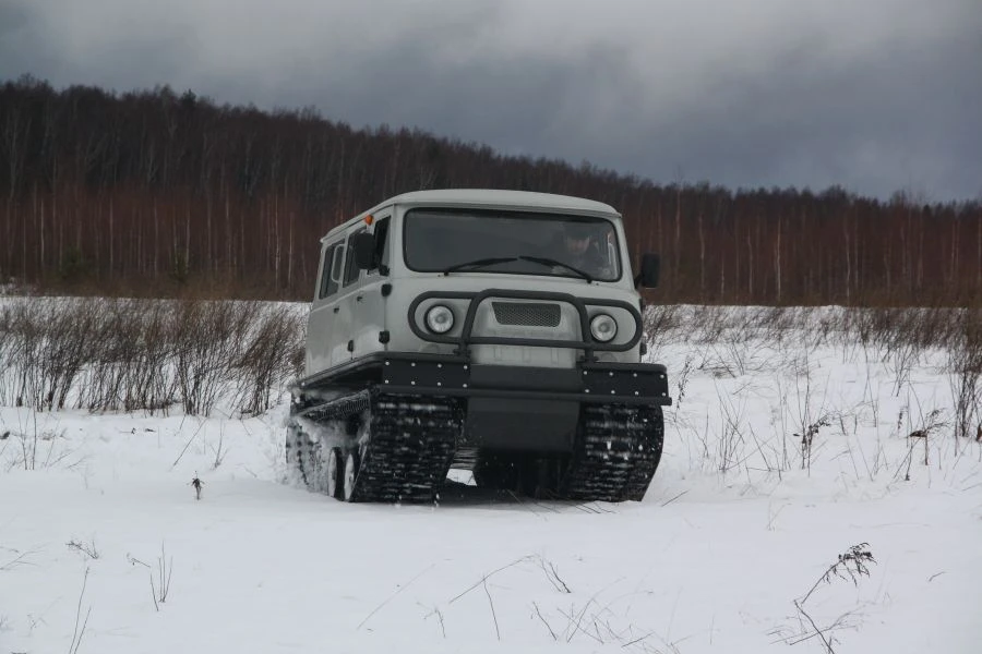 Lightweight Crawler Snow and Swamp Vehicle ZVM-2413 "UzoLA