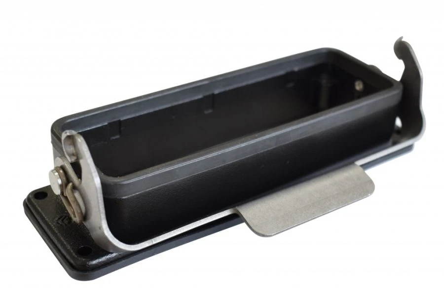 غلاف كMT-PR-0-1C-104x27 لتركيب المقابس بشكل موثوق