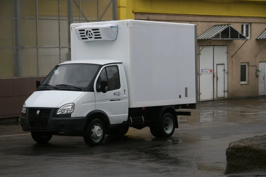 شاحنة مبردة لنقل المواد الغذائية 3008AC-1، 3008AC-2، 3008CC-1، 3008CC-2