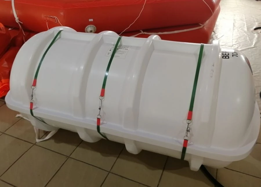 قارب نجاة قابل للنفخ PSM-16U مع حاوية قابلة للإسقاط