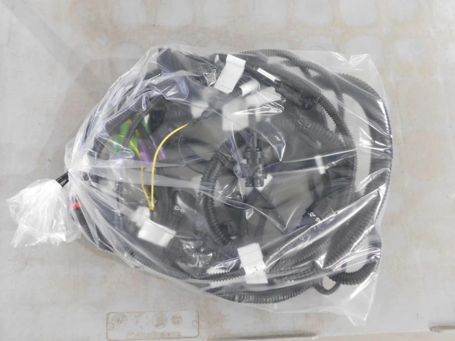 حزمة توصيل SCR لمعدات السيارات AMFE.372425.530
