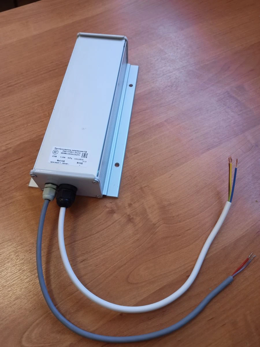 محول الجهد SD PNS-175M-1.30-230 لتطبيقات الإضاءة LED
