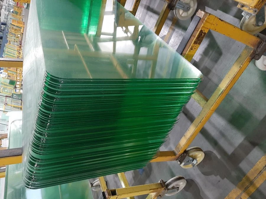 Tempered Safety Side Window Glass - Model 4234-5403196-03