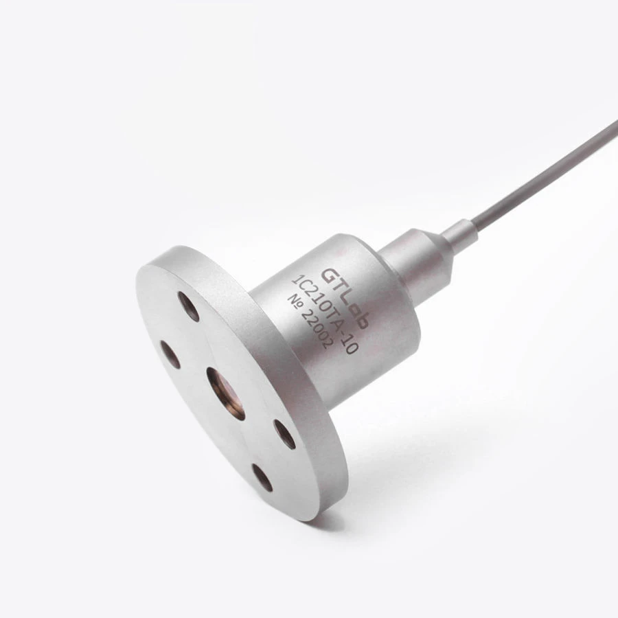 مقياس تسارع صناعي بخروج شحن 1C210TA-2