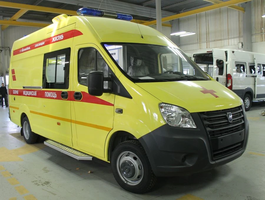 سيارة إسعاف طبية بمحرك بنزين، نوع 224380، موديل 22438D