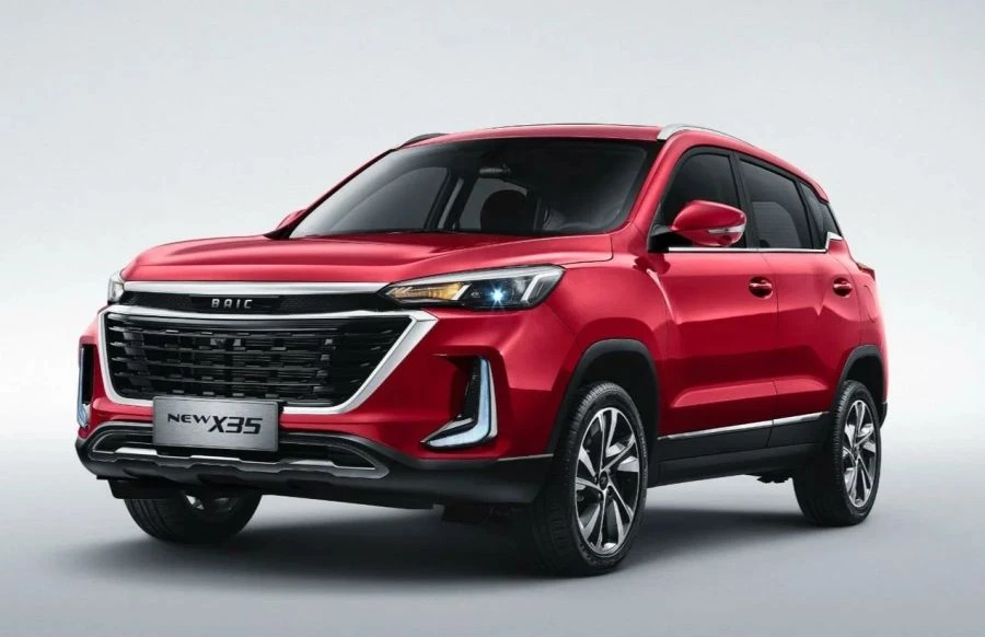 سيارة كروس أوفر BAIC X35 بمحرك 1.5 لتر بنزين، دفع أمامي، ناقل حركة يدوي