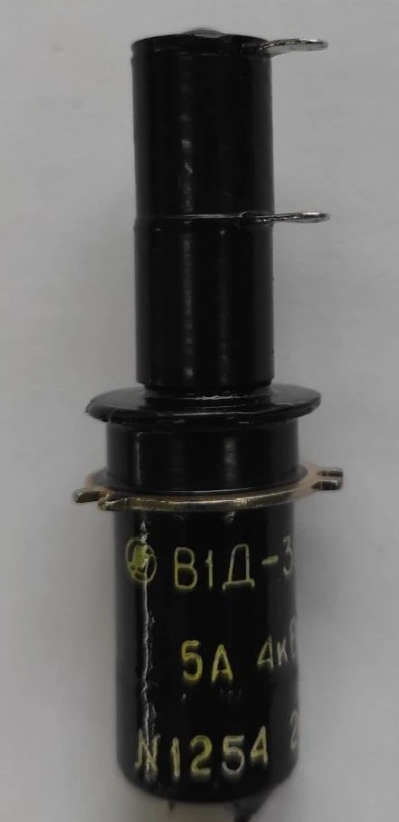 مفتاح فراغي عالي التردد V1D-3V