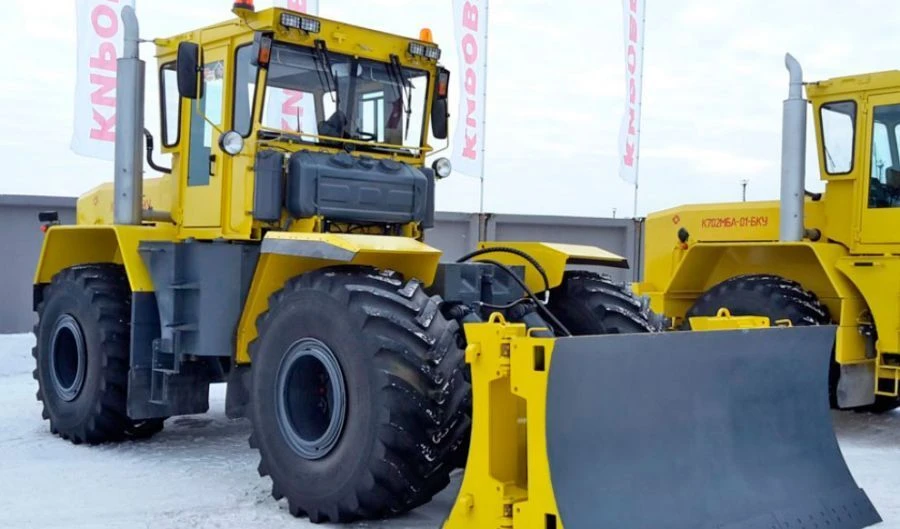 Universal Wheel Dozer for Heavy-Duty Earth Moving Kirovets K-702MBA-01-BKU