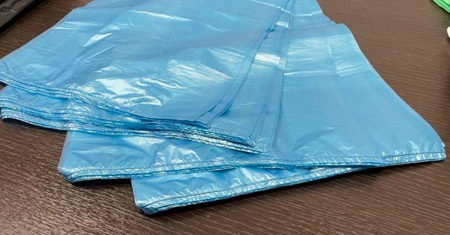 حقيبة بطانة بولي إيثيلين عالي الكثافة (HDPE) 40-100 سم عرض، 40-100 سم طول، 8-70 ميكرون