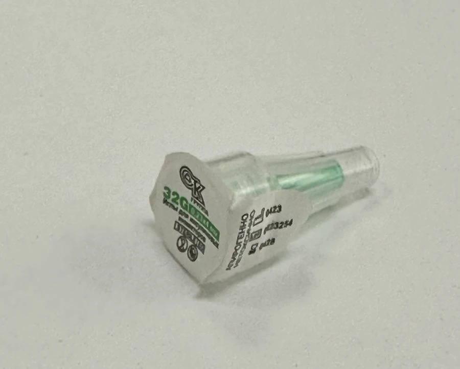 إبرة حقن الأنسولين من الفولاذ المقاوم للصدأ 32G 0.23x4mm