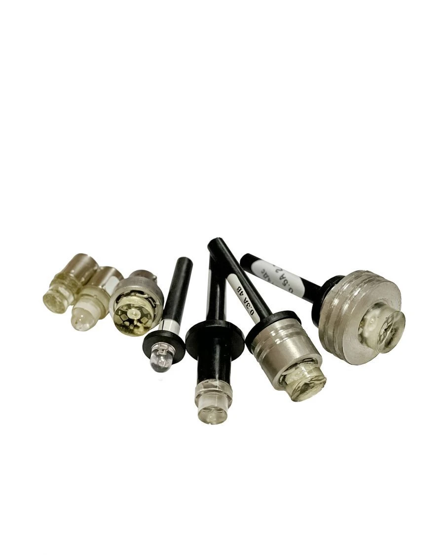 مصباح LED دائري العمل باللون الأخضر BA15S/19 4.0 فولت