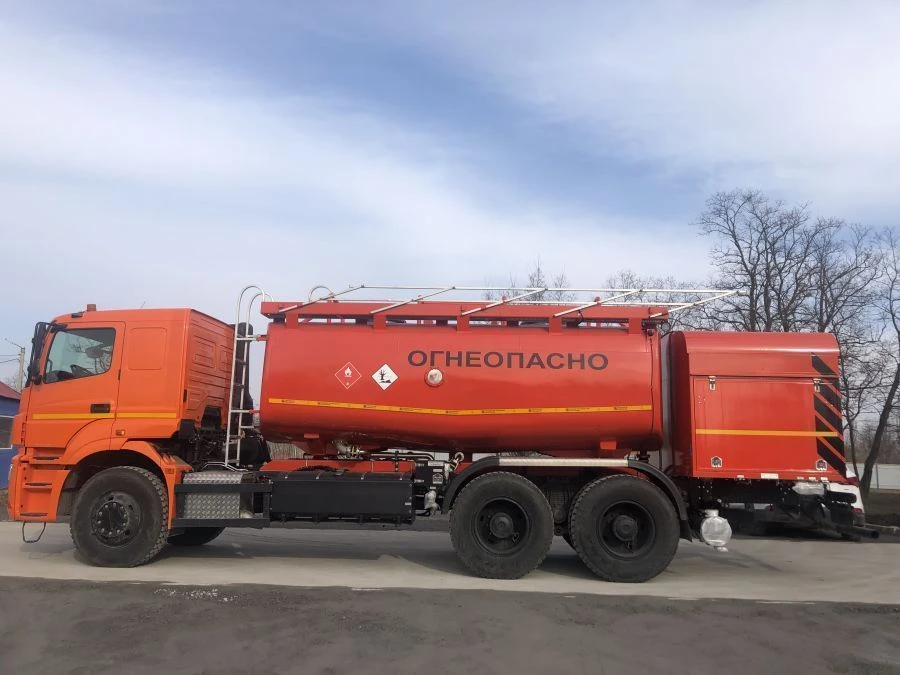 شاحنة وقود مطار TZA-20 على هيكل MAZ-6312C5-8527-012 و KAMAZ-6580/6520