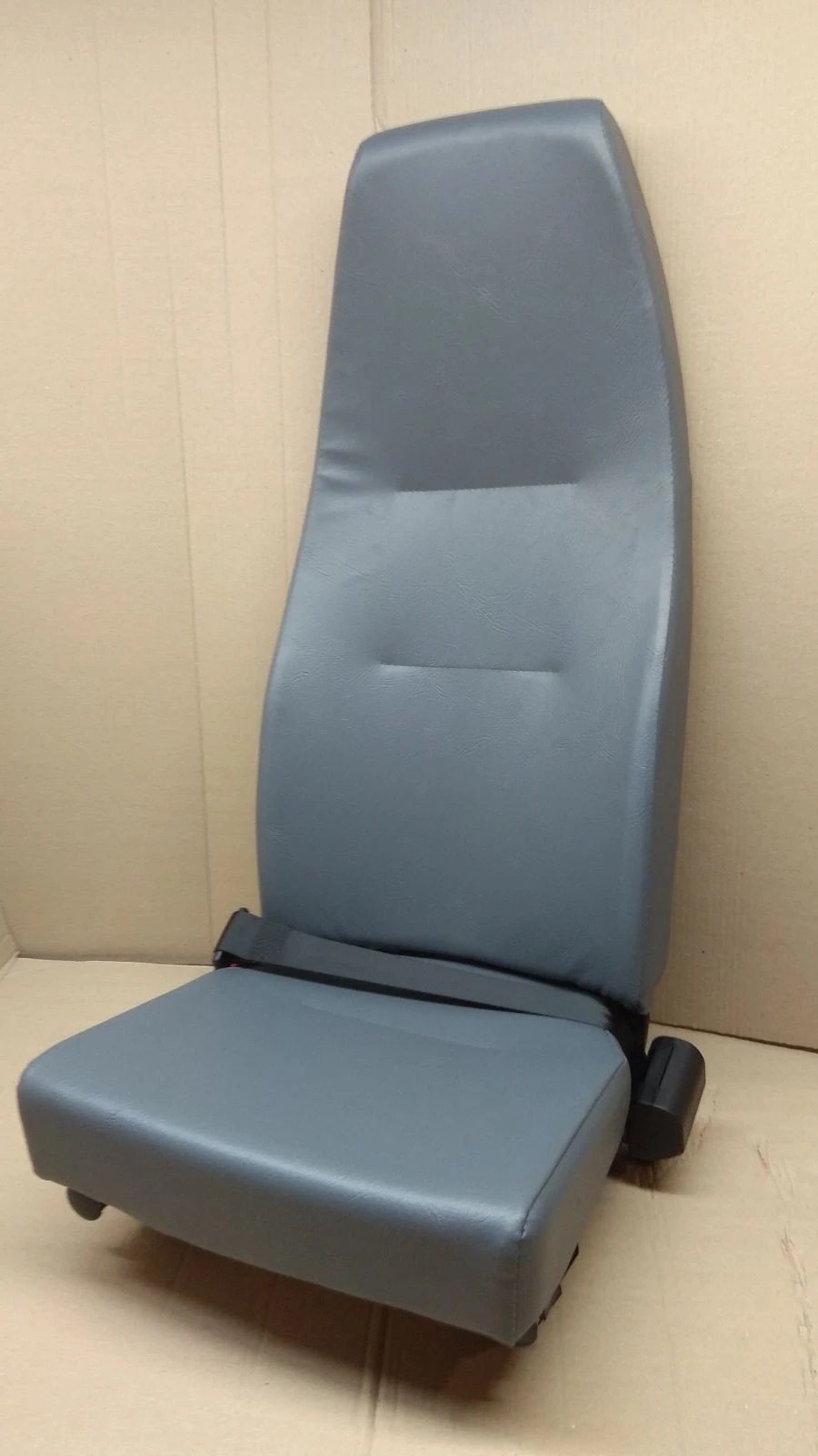 Passenger Seat for M2 and M3 Vehicles A65R32.6820111-20/SOT2016.1R-6830020 Upholstery VIK