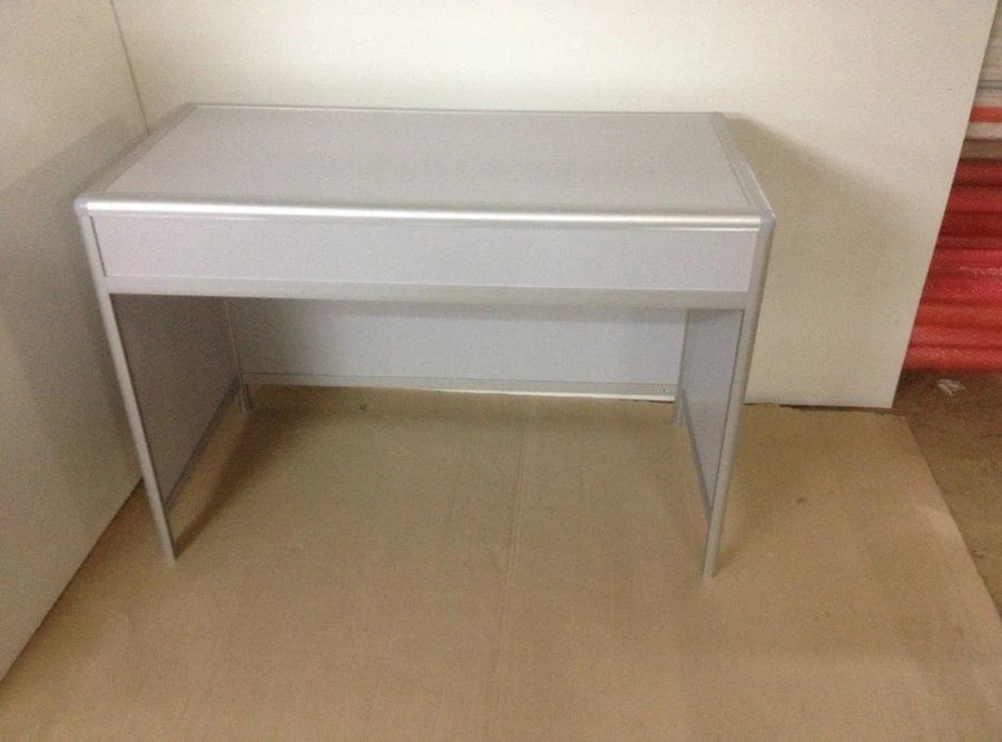 طاولة مختبرية TV-SL-01.01
