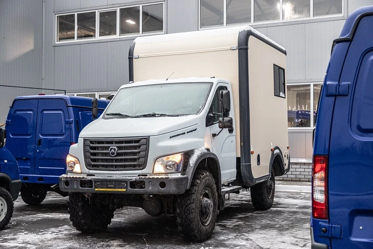Diesel Truck for Laboratories and Specialists - Model 2250 LG