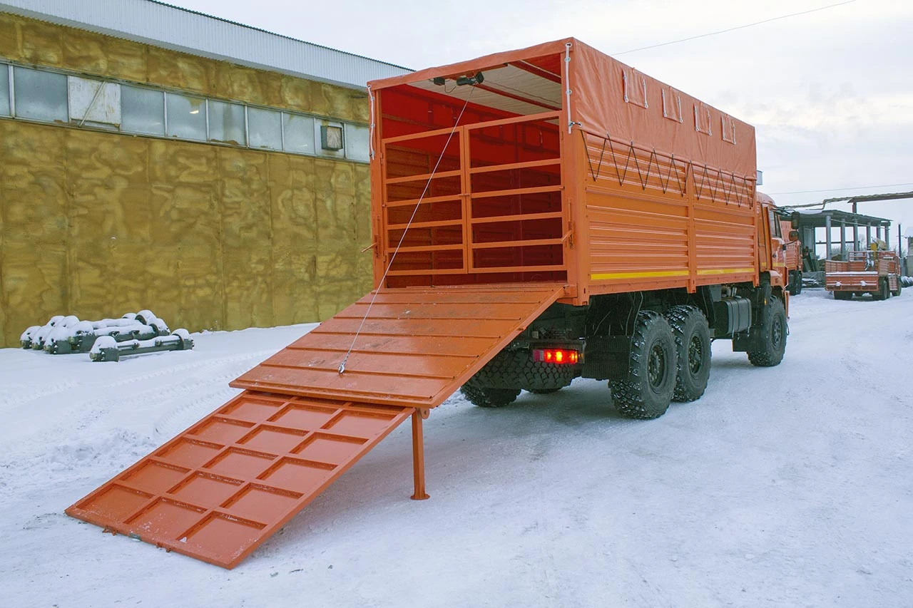 Special Truck for Animal Transport Model 4589V4