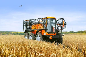 Self-Propelled Sprayer-Distributor TUMAN-3 with Interchangeable Equipment
