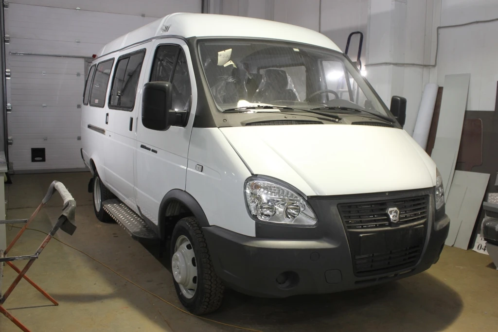 Luidor 225002 - Class B Bus for Commercial Passenger Transport