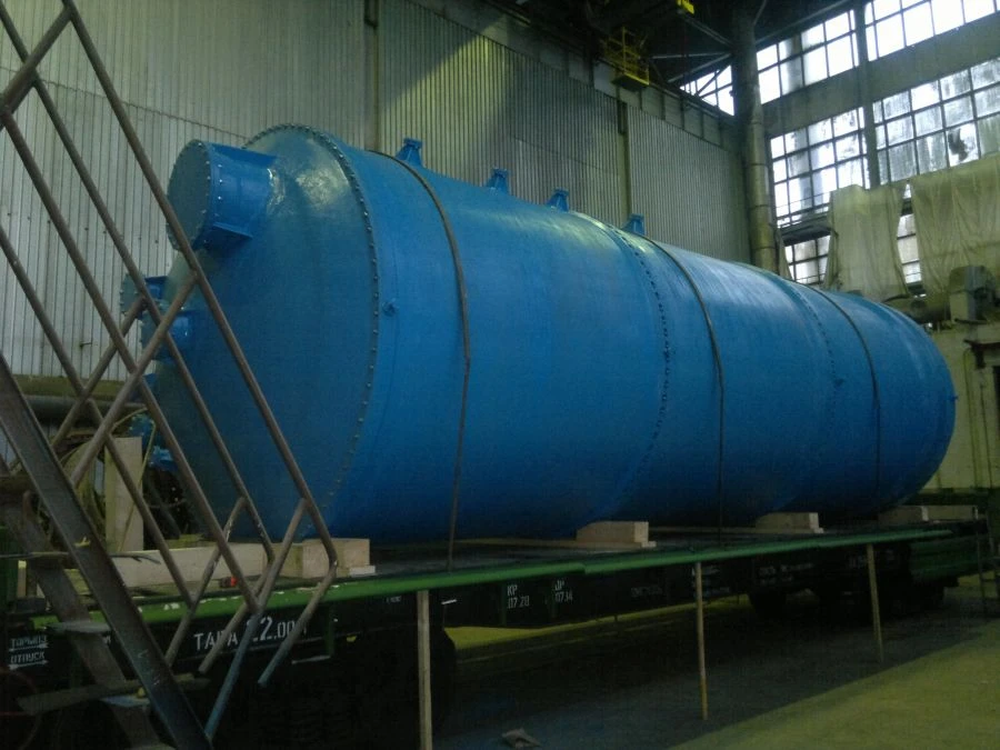 خزانات fiberglass المقاومة للمواد الكيميائية لتخزين السوائل بأمان