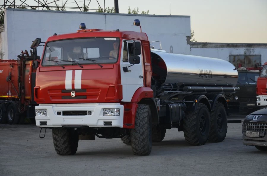 Specialized Tank Truck for Food Liquids AC-43118