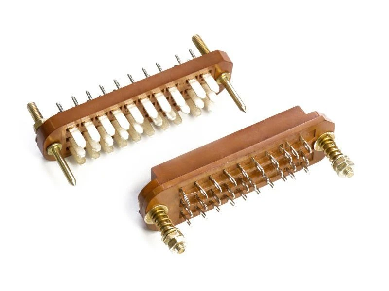 موصل مقبس RP14-10-V للاتصالات الكهربائية الموثوقة
