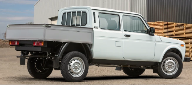 مركبة لادا 4x4 بيك أب فيس نوع 2346
