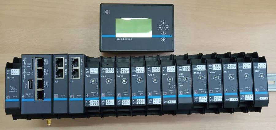 جهاز الميكروبروسيسور ترانسفورمر-SL طراز IK5.6/BBP24/MVMCSS/AD RS422/KV RS485/D8-0/A8-0/AV8-0/A5-01/AT4-0/AA0-4/AV0-4/M