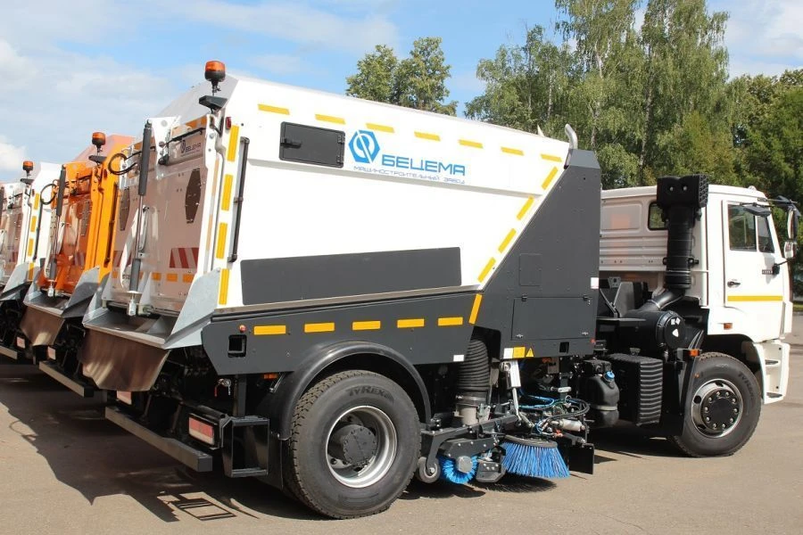 Vacuum Sweeper BCM-279.2 on KAMAZ 43253 Chassis