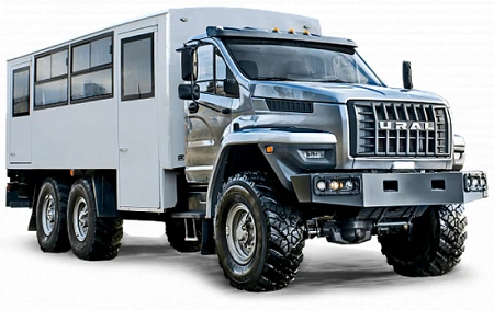 مركبة نقل الركاب المتخصصة SPTS Ural 32551-71 مع كابينة "NEXT