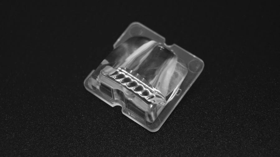 عدسة فردية لمصابيح LED AMT-ST-25x25-5050-140x30