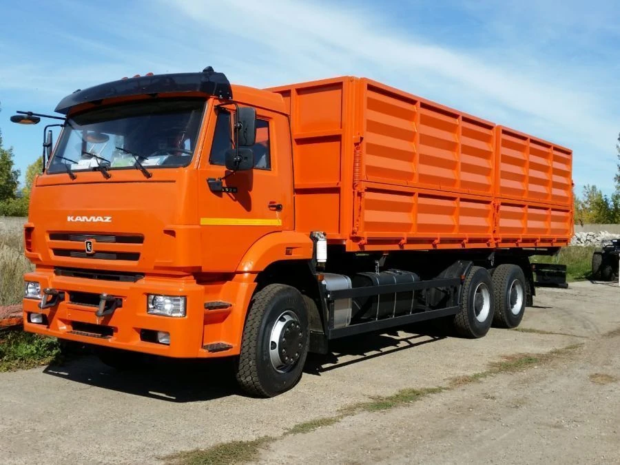 AZS20 Grain Transporter Vehicle, Model 533929 on Chassis 6520-53/54/A5/B5