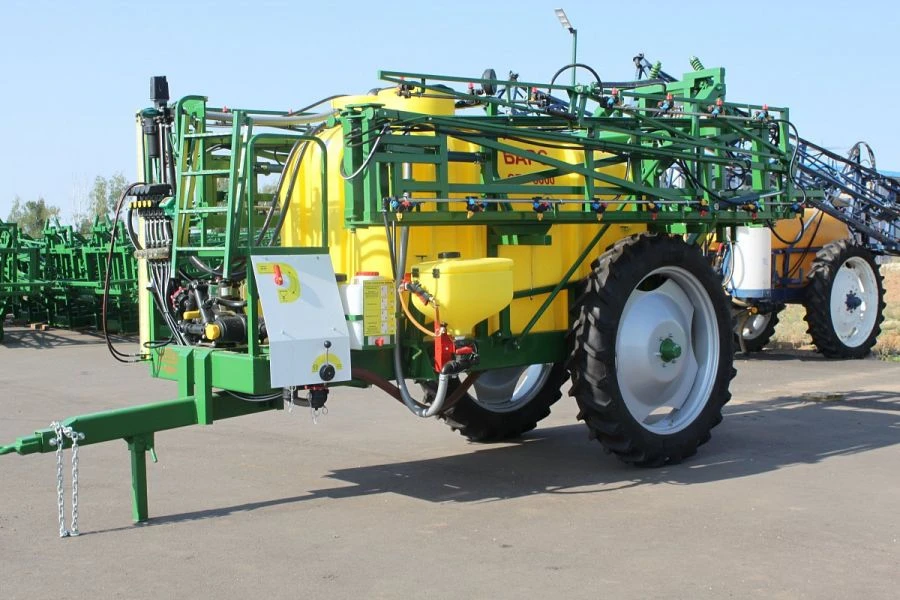 Tow-behind Boom Sprayer OP-3000 for Chemical Protection