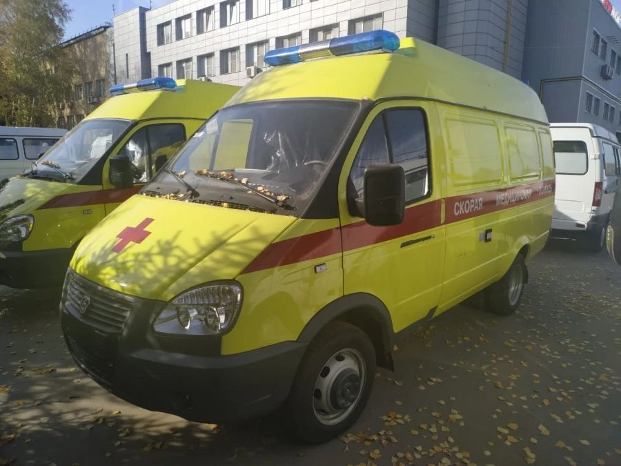 سيارة إسعاف طبية طارئة من الفئة A و B و C على قاعدة سوبول IAЦ-1767M5