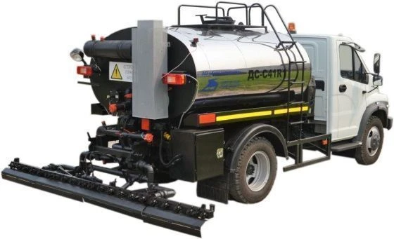 موزع البيتومين الساخن DS-C41R1 على شاسيه GAZ، C41R13
