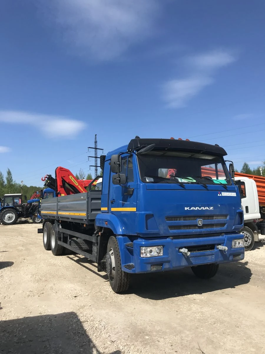 Multi-functional Truck with Hydraulic Loader Crane KAMAZ 43118 MKMA 41K16N-U7