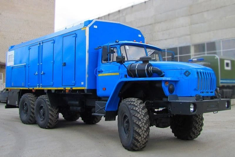 Repair and Welding Unit UZST01 Model 586C-20 on Ural 4320 Chassis