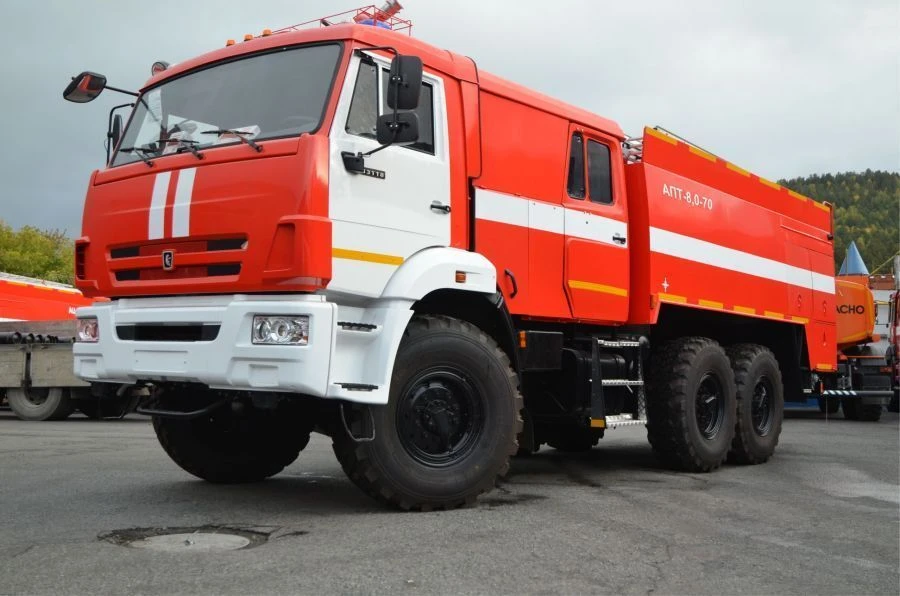 Foam Firefighting Vehicle APT-(8.0-9.0)-70, Model 58815K43118 on KAMAZ-43118-A5 Chassis