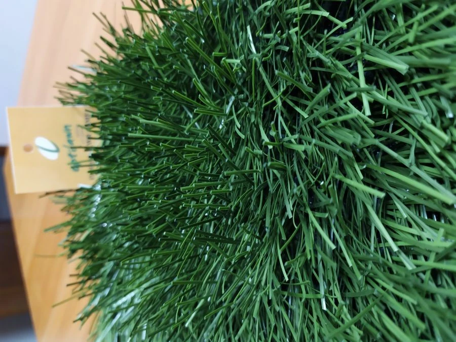 تغطية العشب الصناعي Optigrass XWR 70 MF