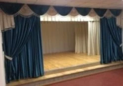 Curtain for Audience Separation, Model ZK-001