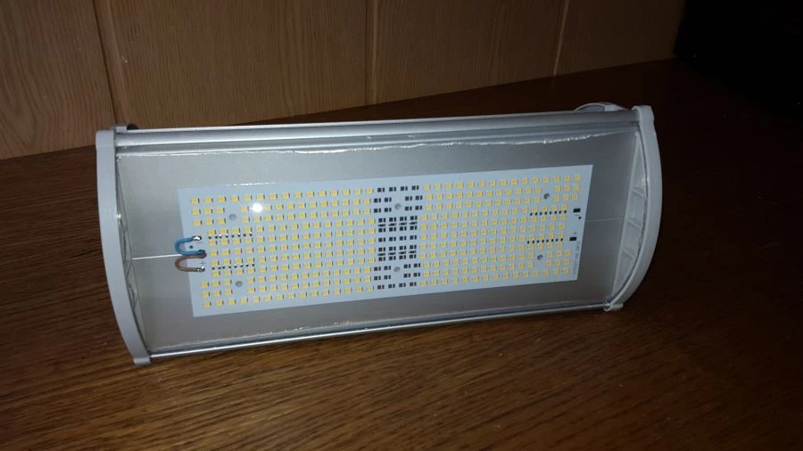 مصباح الشارع LED سفيتولوب-أوليتسا-2851-50-6630