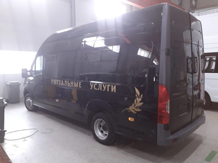 حافلة خدمات الجنازات IAC-1767M1 على قاعدة GAZelle NN