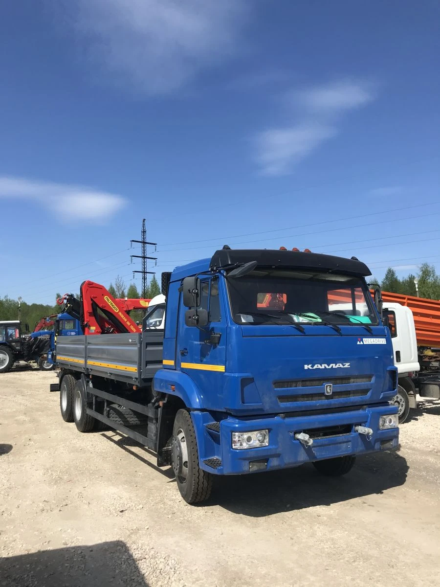 شاحنة هيدروليكية مع رافعة كاما 65117 64K02N-Z320