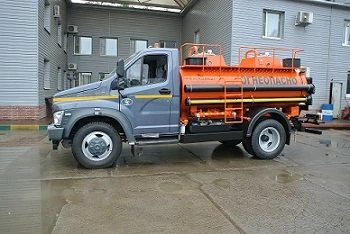 شاحنة تعبئة الوقود 46830F-9 ATZ 4.9 على شاسيه GAZ C41R13
