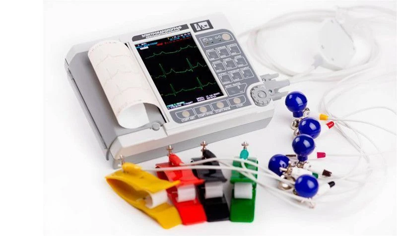 جهاز تخطيط القلب 3-6-12 قناة مع تسجيل ECG في الأوضاع اليدوية والآلية EK12T-01-R-D